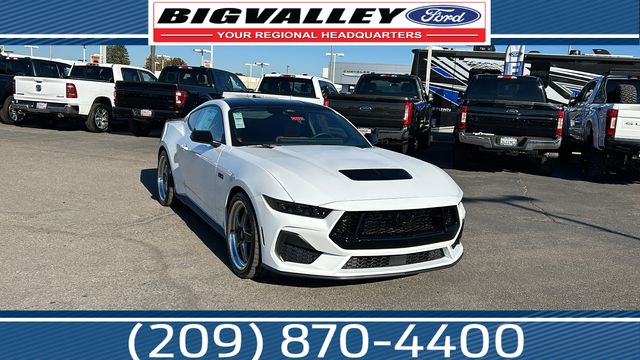 2025 Ford Mustang GT Premium's photo