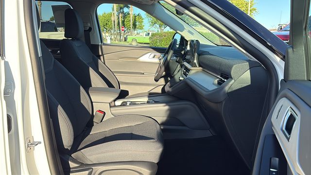 2026 Ford Explorer Active - Photo 10