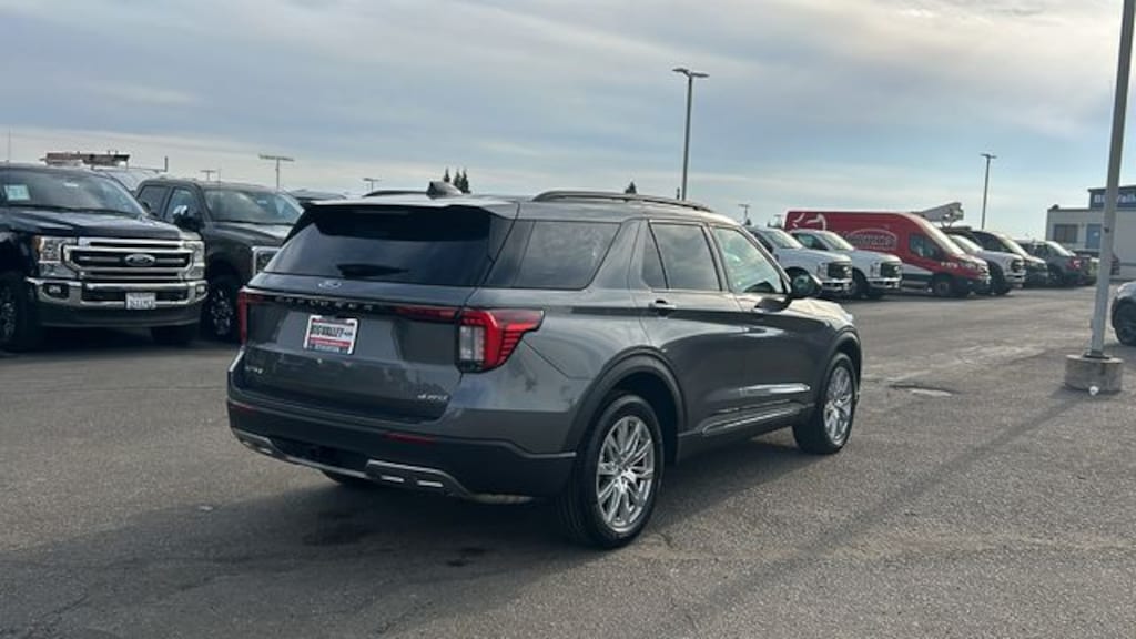 Certified 2025 Ford Explorer Active SUV