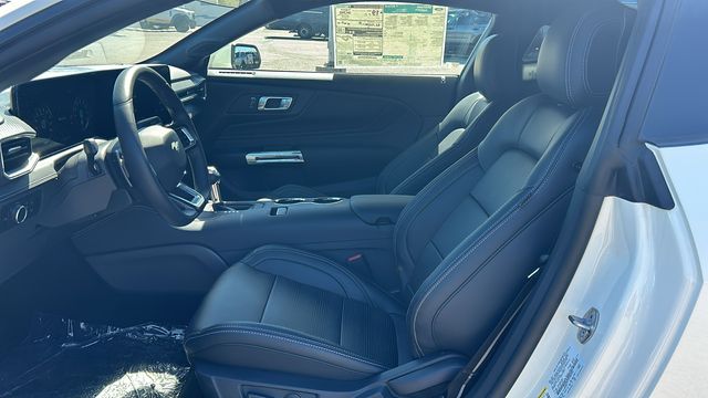 2025 Ford Mustang GT Premium Fastback - Photo 14