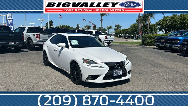 2016 Lexus IS 350 200t's photo