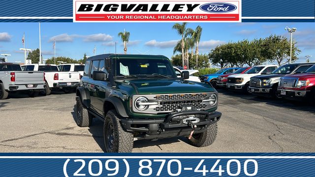 2024 Ford Bronco 4-Door Everglades's photo