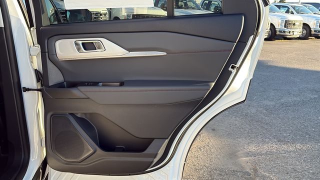 2026 Ford Explorer Active - Photo 11