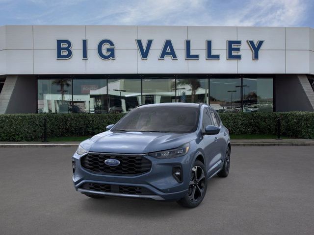 2025 Ford Escape Hybrid ST-Line Elite photo 2