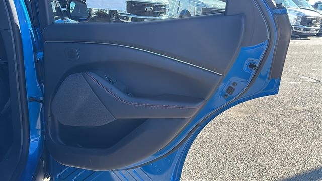 2025 Ford Mustang Mach-E Premium - Photo 12