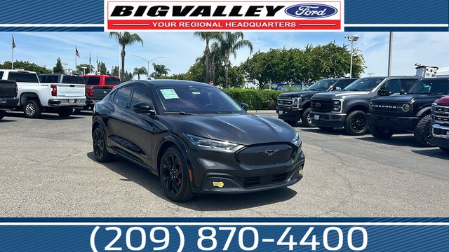 2022 Ford Mustang-Mach-e Premium's photo
