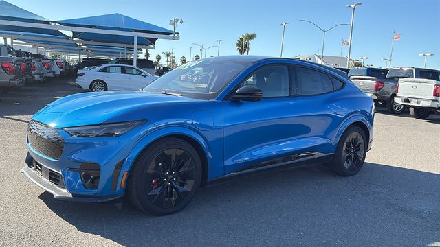 2025 Ford Mustang Mach-E GT - Photo 7