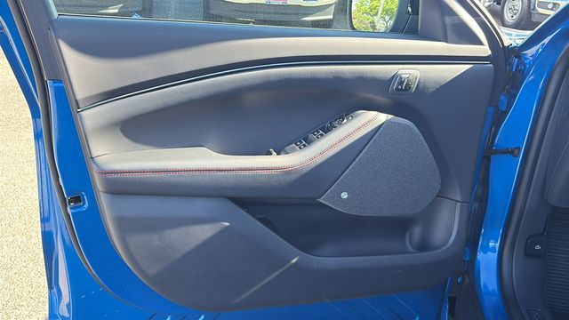 2025 Ford Mustang Mach-E Premium - Photo 17