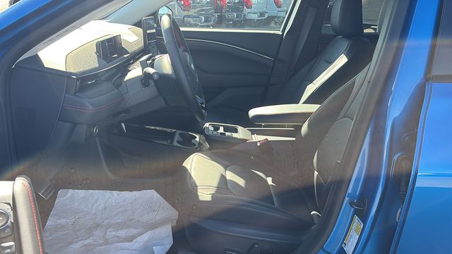 2025 Ford Mustang Mach-E Premium - Photo 18
