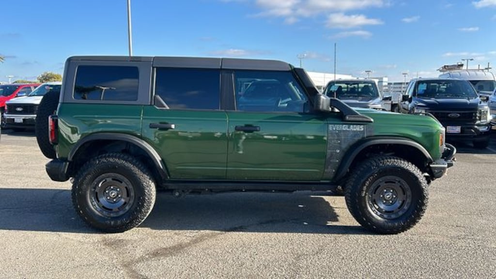 Certified 2024 Ford Bronco Everglades SUV