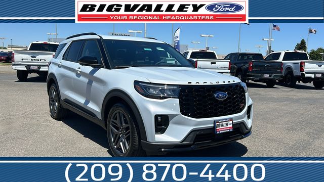 2026 Ford Explorer ST 4WD's photo
