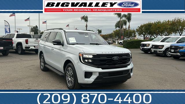 2025 Ford Expedition Active's photo