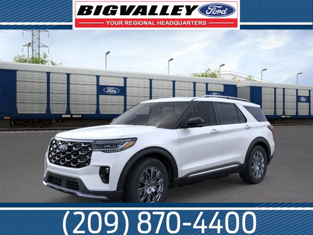 2026 Ford Explorer Platinum's photo