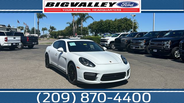 2016 Porsche Panamera GTS's photo