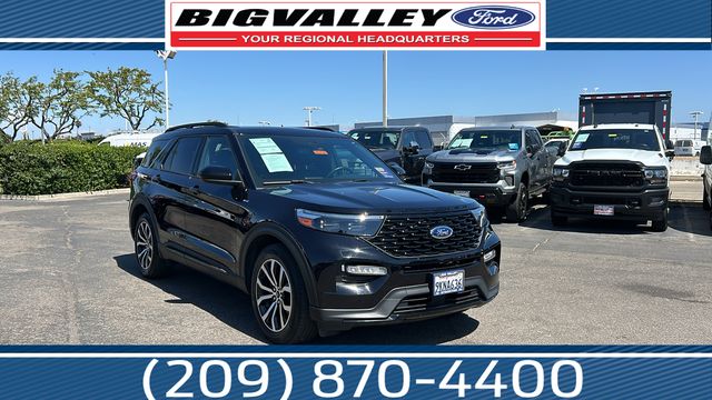 2023 Ford Explorer ST-LINE RWD's photo
