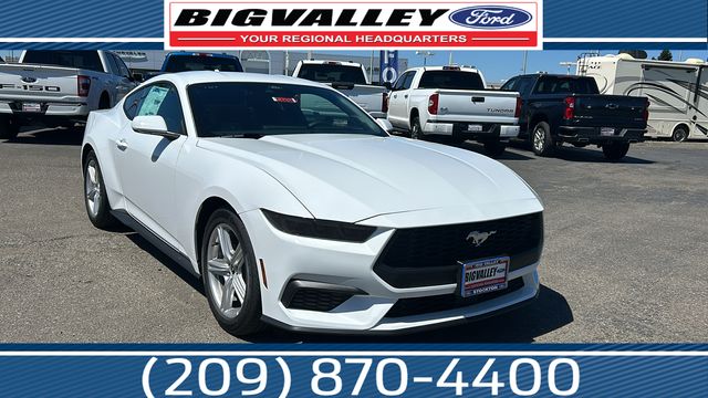 2026 Ford Mustang EcoBoost Fastback's photo