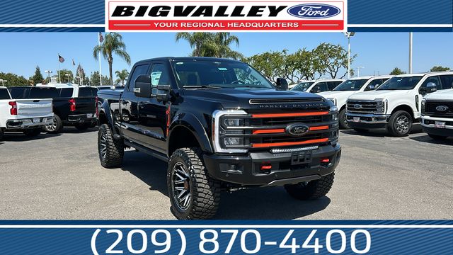 2025 Ford F-250 Super Duty Lariat's photo