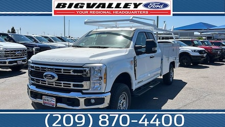 2025 Ford F-350SD XL Chassis