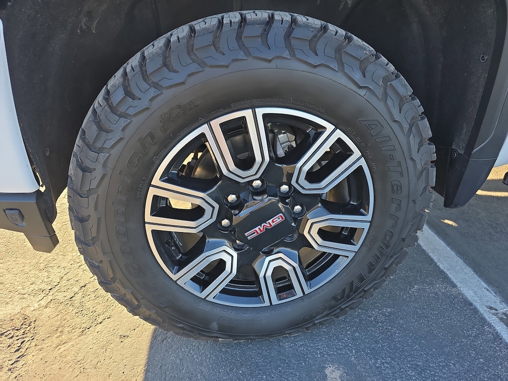 Used 2022 GMC Sierra 2500HD AT4 Truck