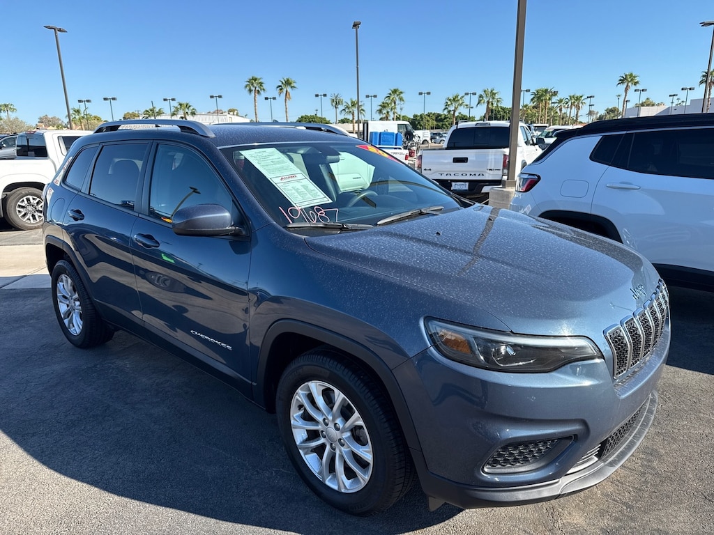 Used 2020 Jeep Cherokee Latitude SUV