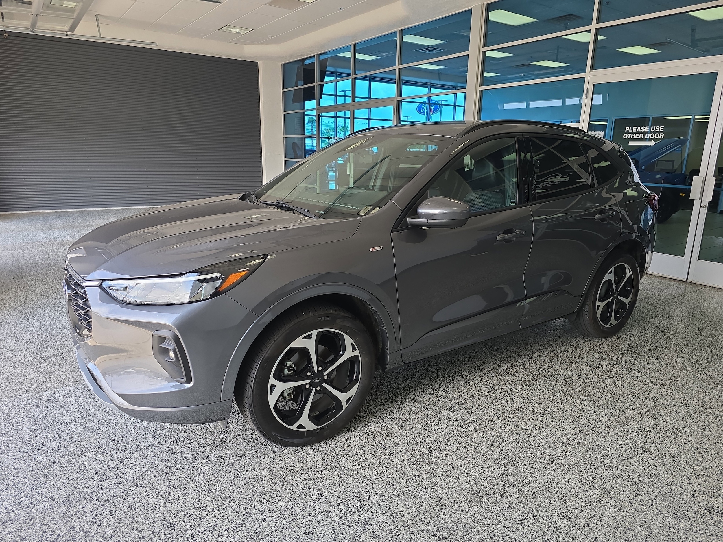 2024 Ford Escape ST-Line Select