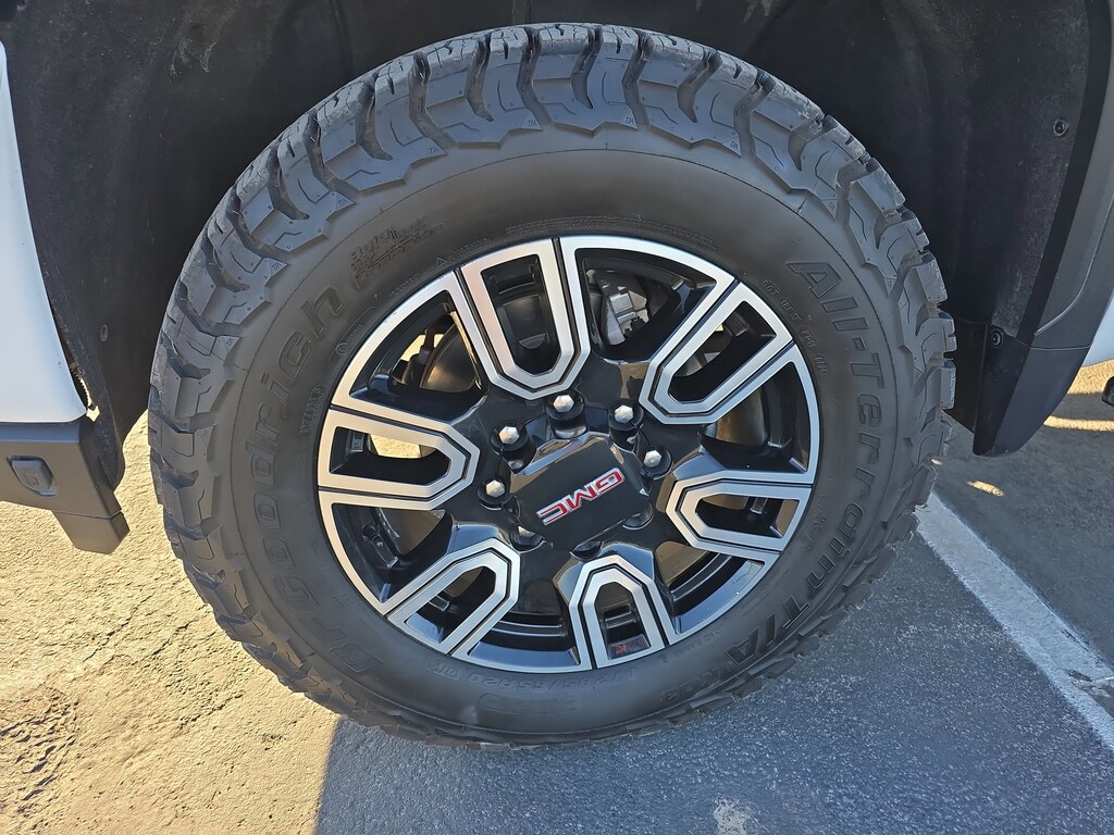 Certified 2022 GMC Sierra 2500HD AT4 4WD Crew Cab 159 AT4