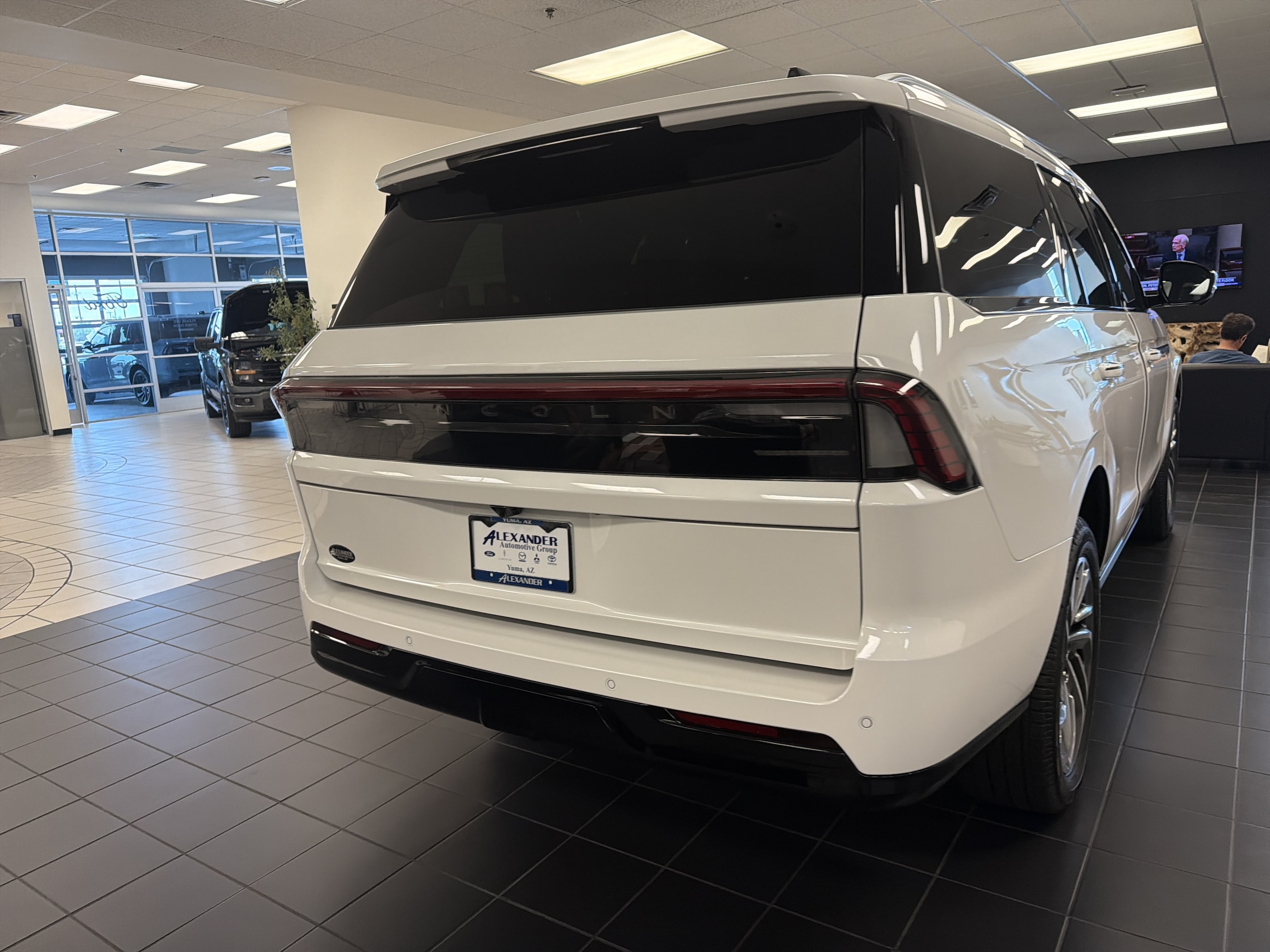 2026 Lincoln Navigator Reserve - Photo 6