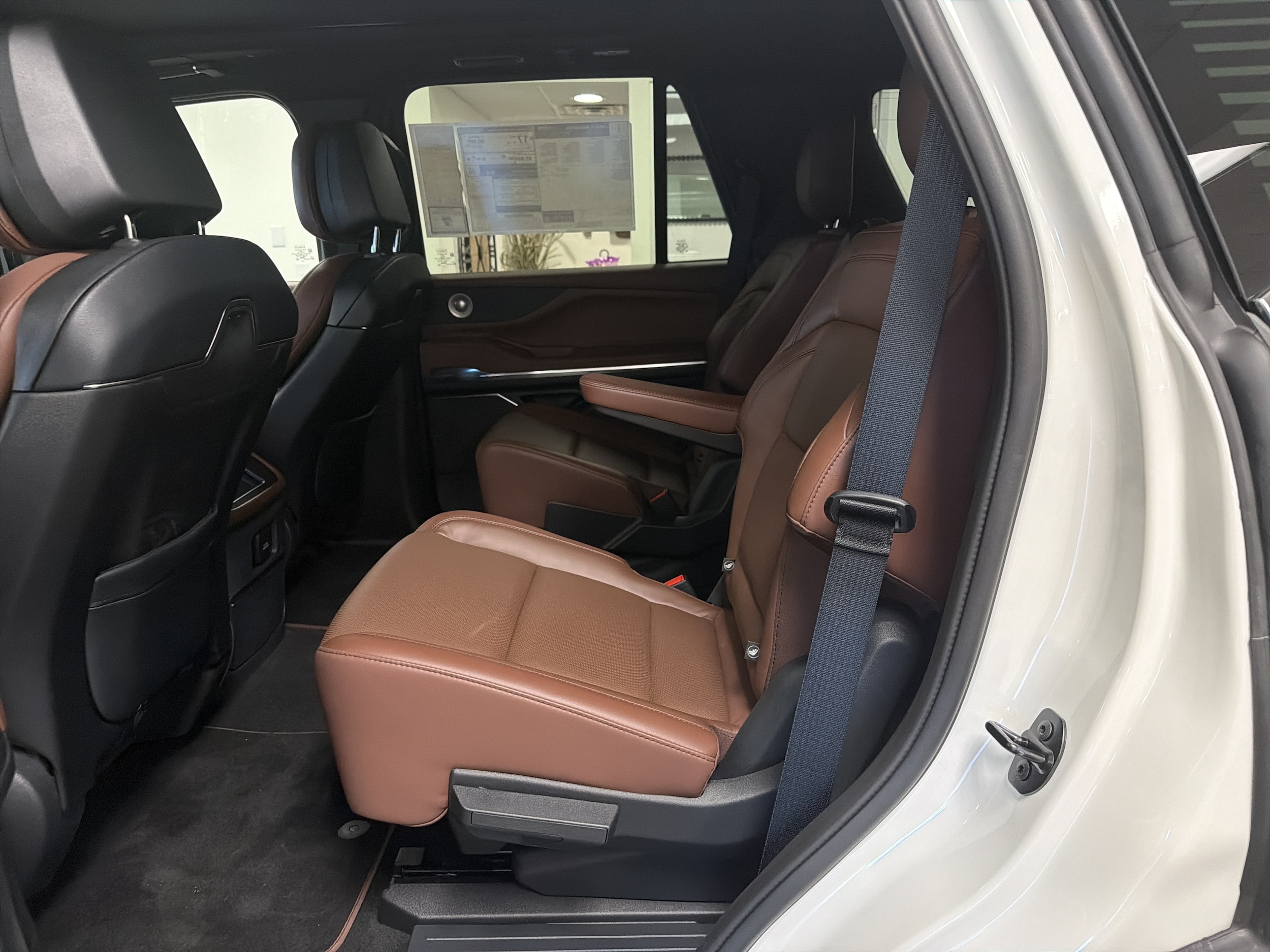 2026 Lincoln Navigator Reserve - Photo 16