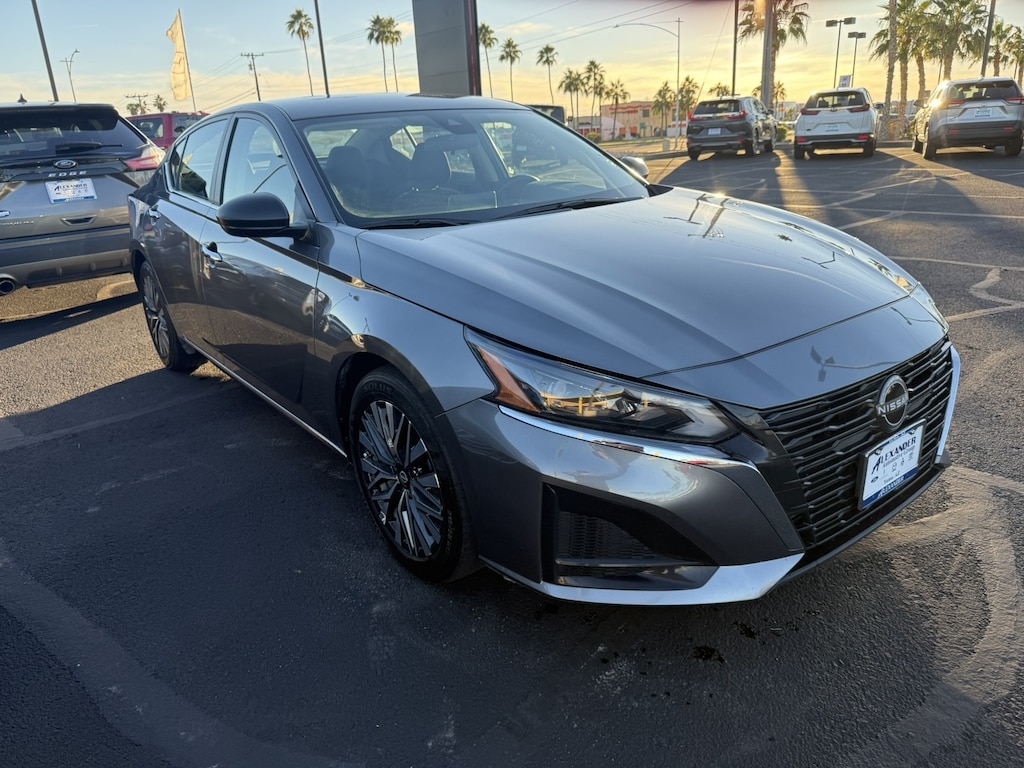 Used 2024 Nissan Altima 2.5 SV Sedan