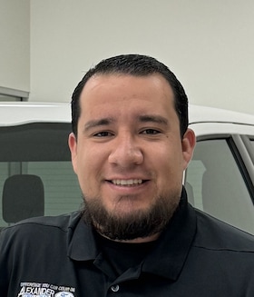 Staff member Martin Breceda from b0b14e28333d