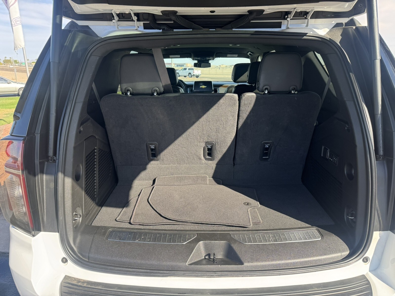 2024 Chevrolet Tahoe Premier - Photo 30