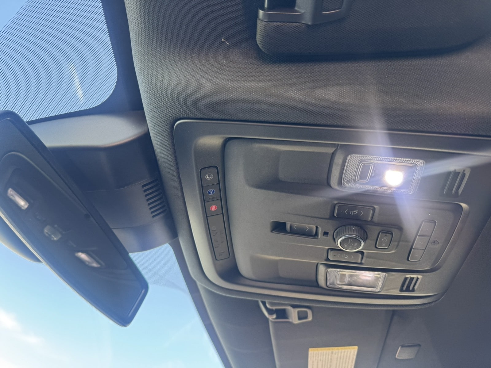 2024 Chevrolet Tahoe Premier - Photo 20