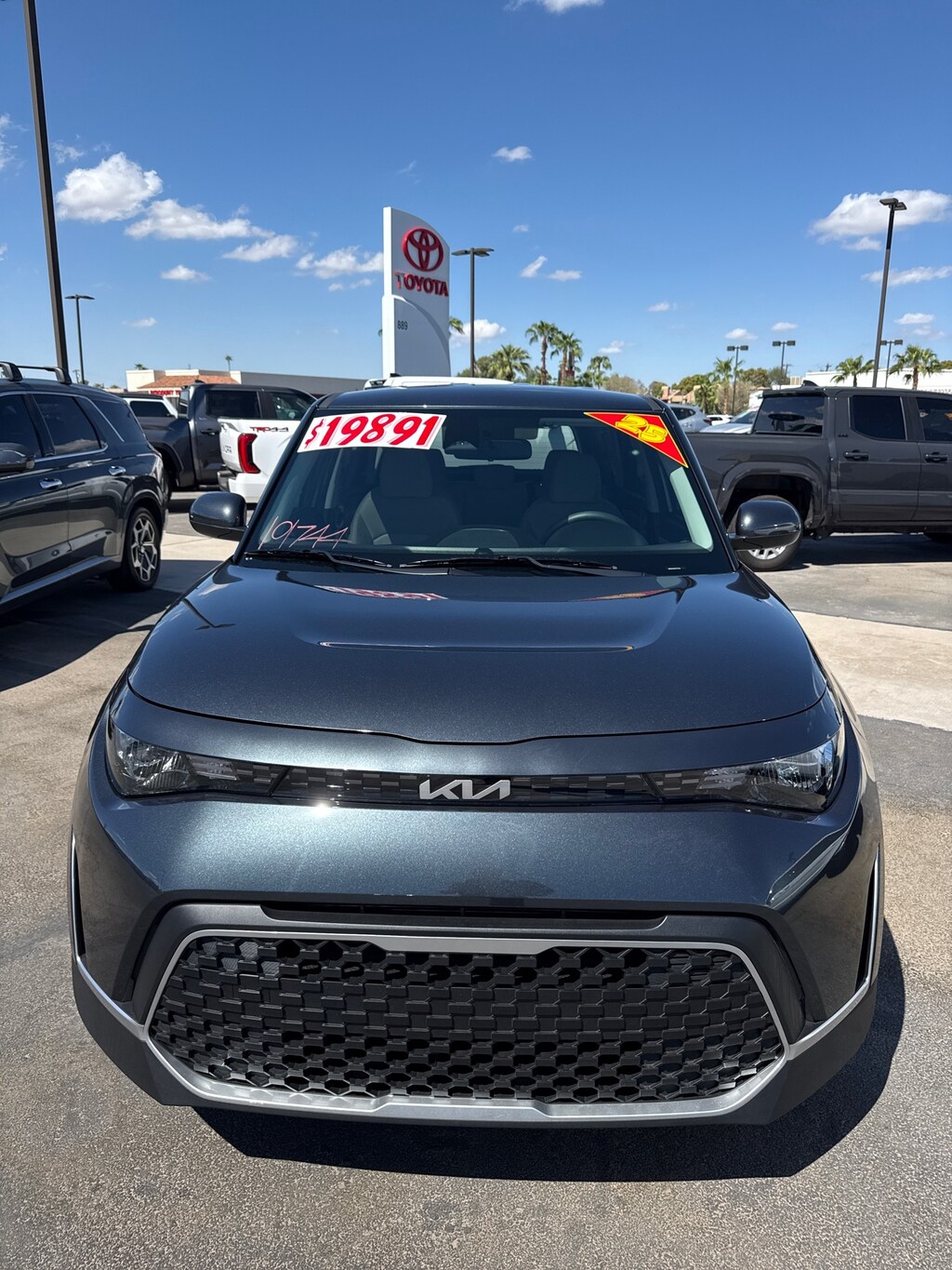 Used 2025 Kia Soul LX