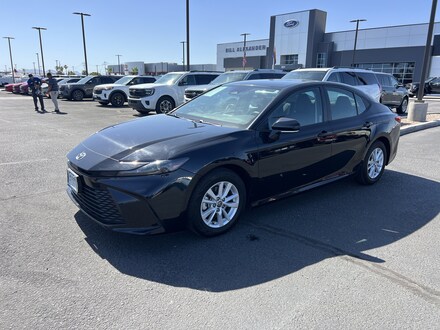 2025 Toyota Camry LE LE
