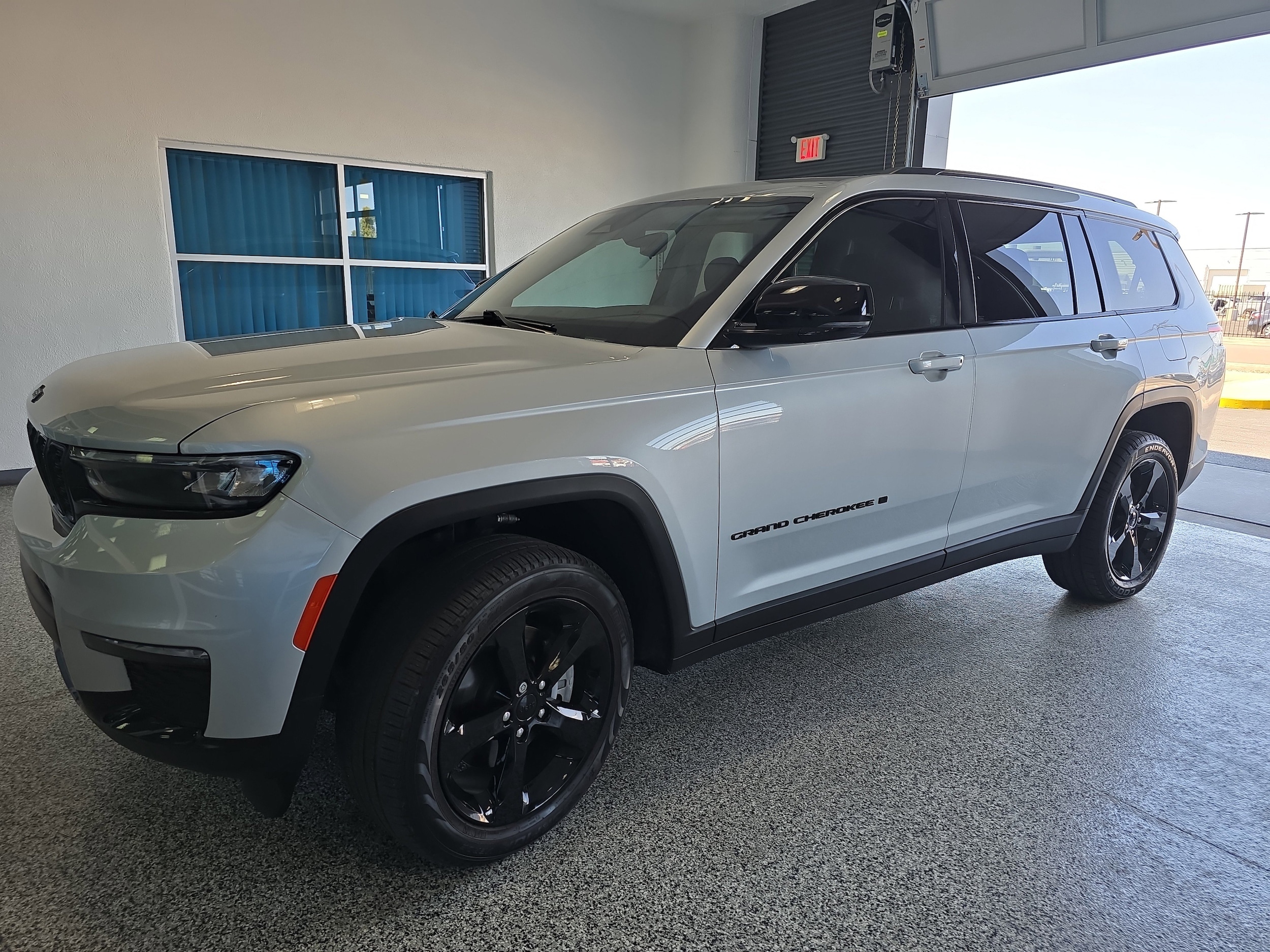 2024 Jeep Grand Cherokee L Limited's photo