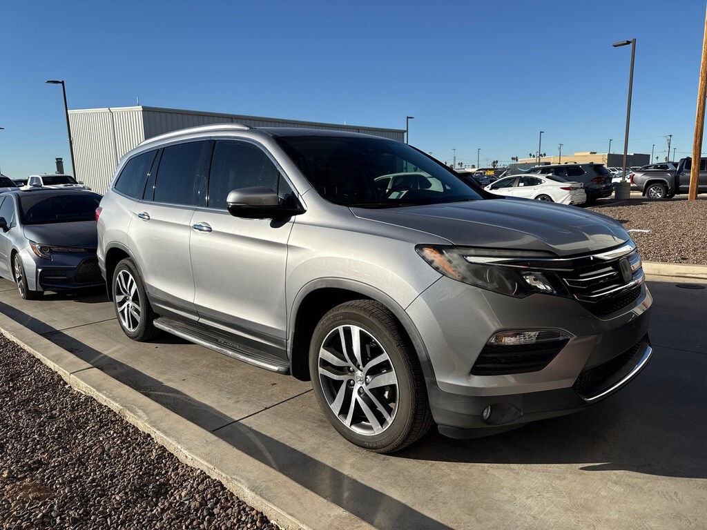 Used 2017 Honda Pilot Elite SUV