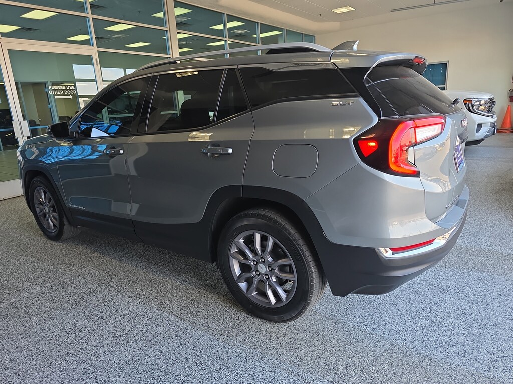 Certified 2023 GMC Terrain SLT FWD SLT