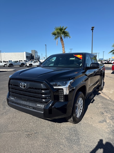 2025 Toyota Tundra 4WD SR5