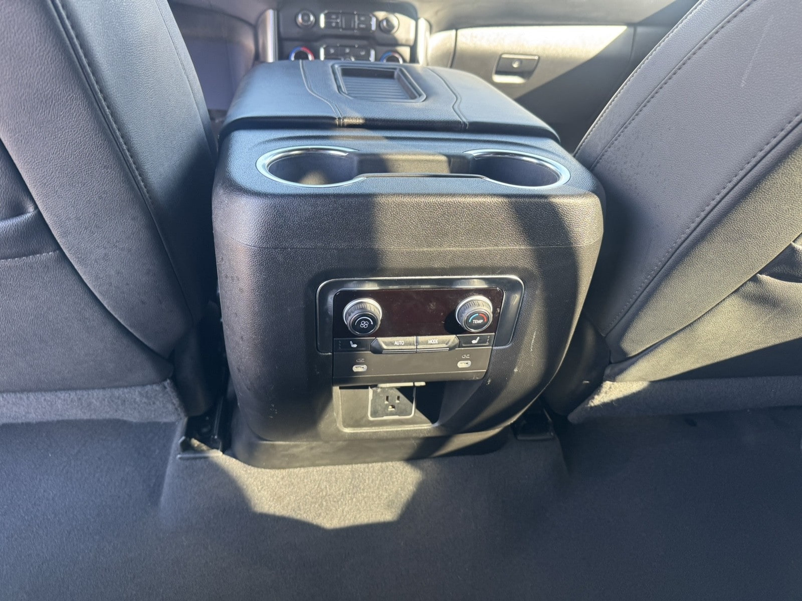 2024 Chevrolet Tahoe Premier - Photo 26