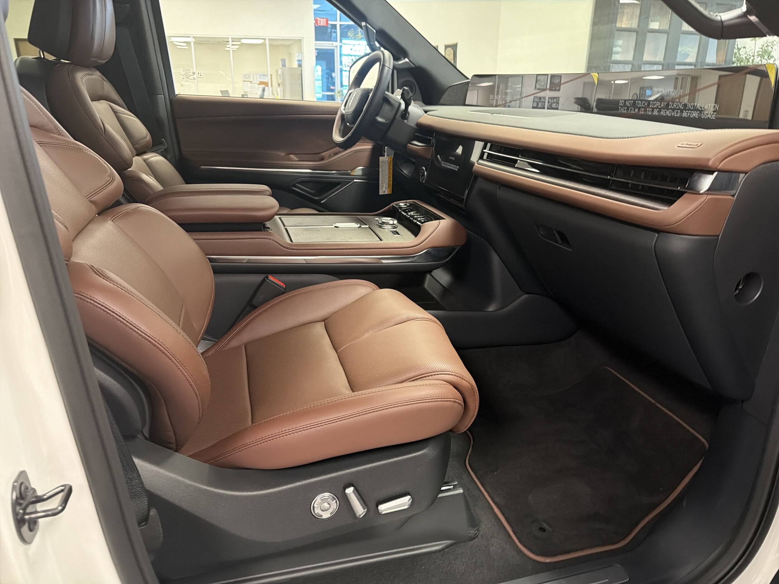 2026 Lincoln Navigator Reserve - Photo 17
