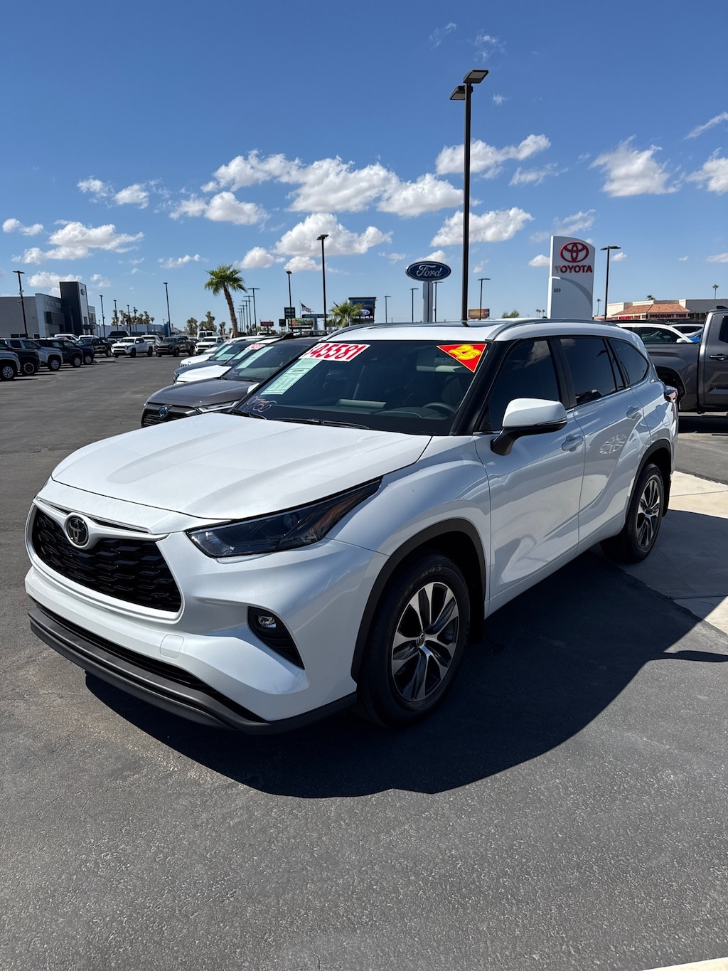 Certified 2025 Toyota Highlander LE SUV