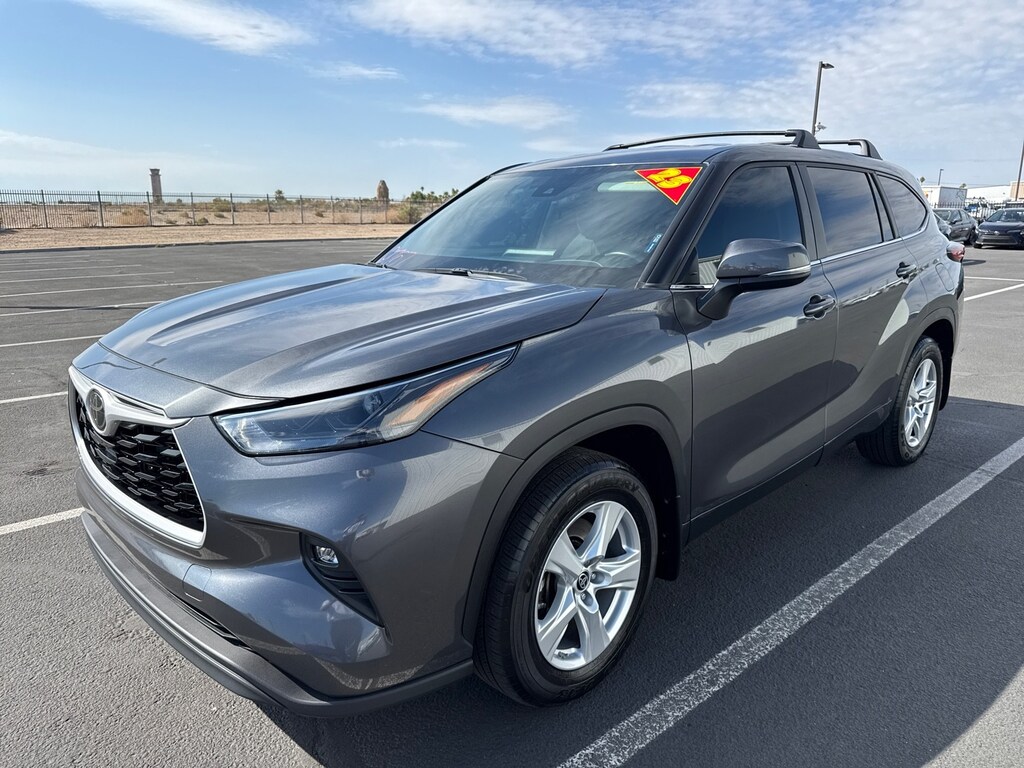 Certified 2023 Toyota Highlander LE