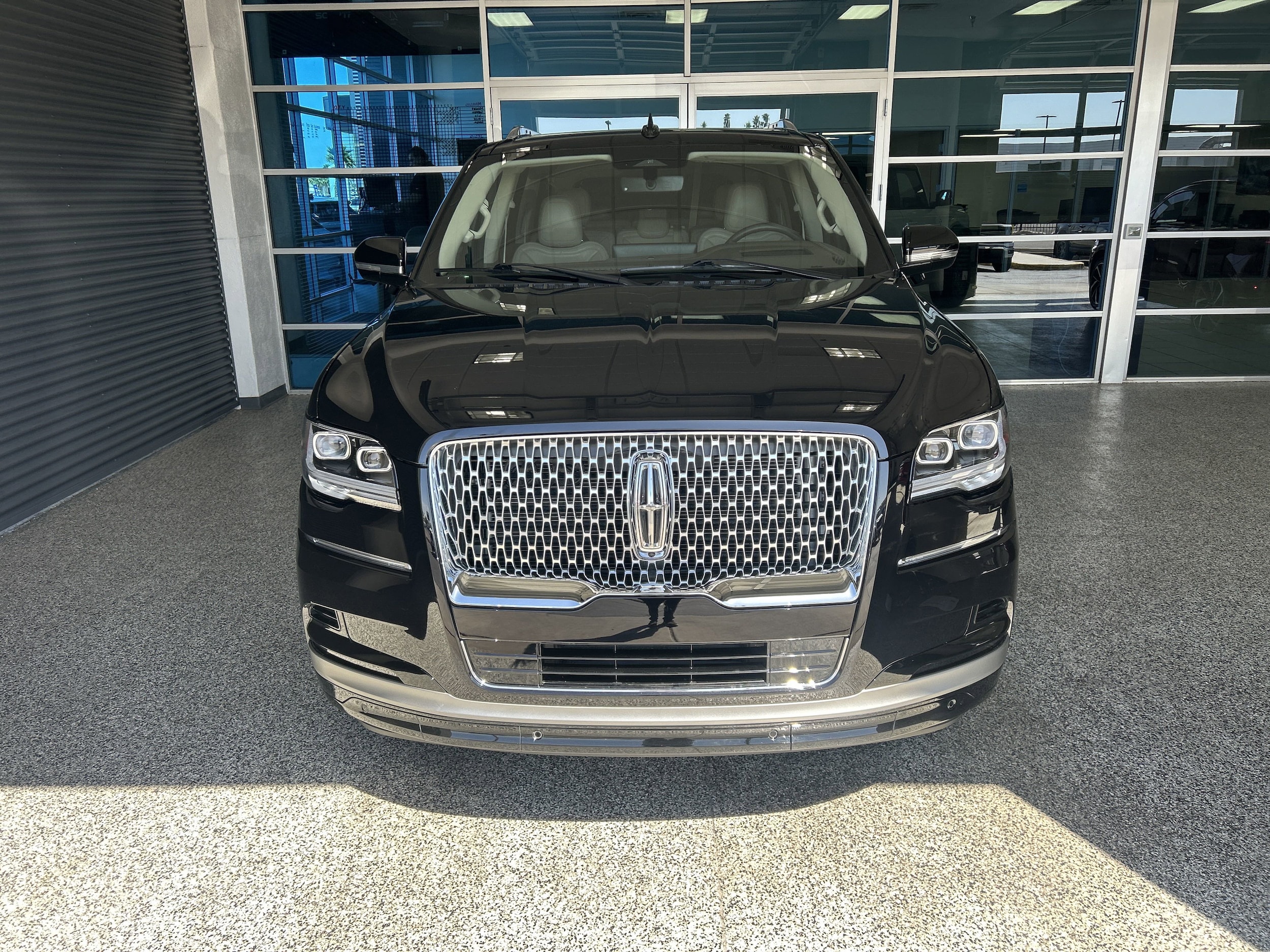 Certified 2024 Lincoln Navigator Reserve L with VIN 5LMJJ3LG3REL18196 for sale in Yuma, AZ