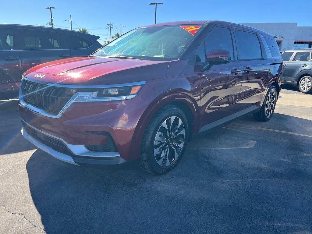 Used 2022 Kia Carnival EX