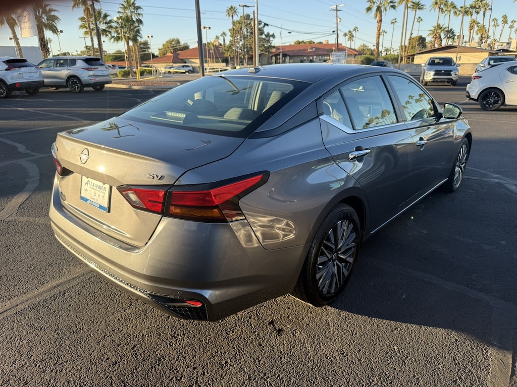 Used 2024 Nissan Altima 2.5 SV Sedan