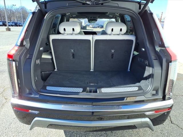 2026 Cadillac VISTIQ Luxury - Photo 5