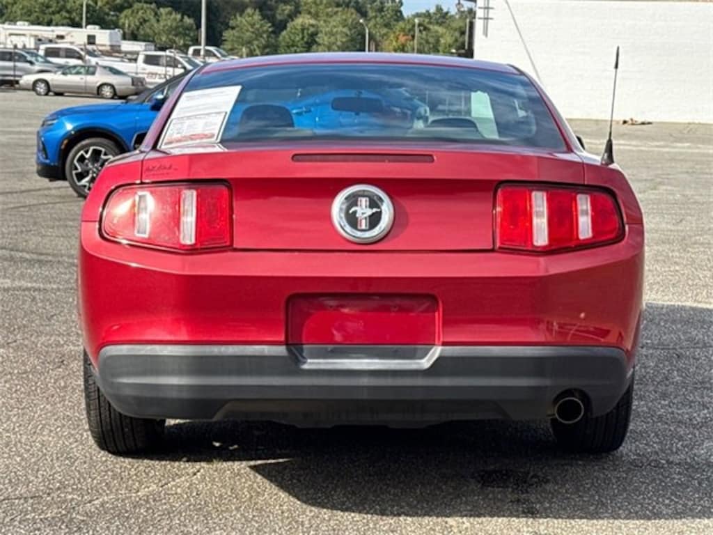 Used 2010 Ford Mustang  Coupe
