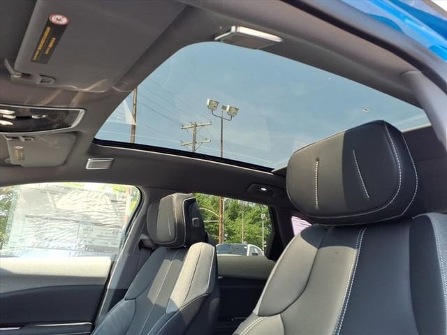 2026 Cadillac OPTIQ Luxury - Photo 6