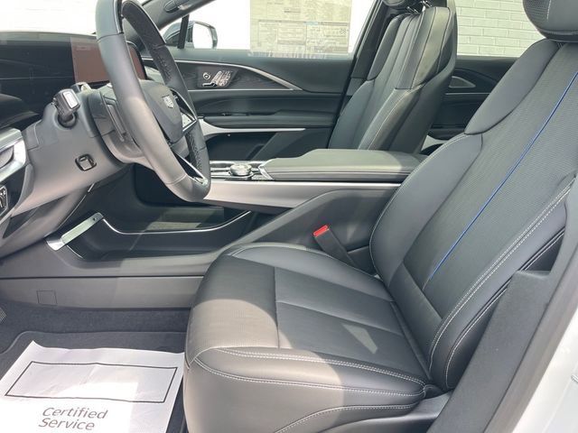 2025 Cadillac LYRIQ Luxury 3 - Photo 9