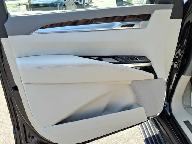 2026 Cadillac Escalade ESV Platinum Sport - Photo 11